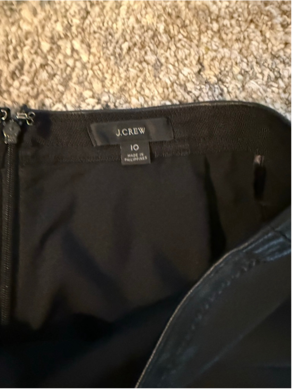 J.Crew Black Faux Leather Mini Skirt Size 10 - Picture 4 of 4